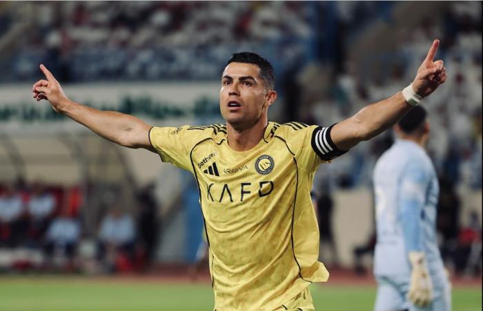 شاهد.. رونالدو يحتفل بطريقة جديدة بعد تسجيله هدفًا في الدوري السعودي
