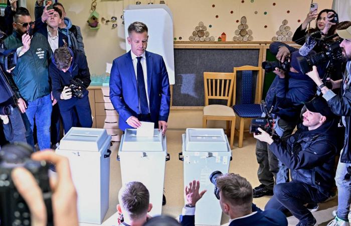 البابا
      ليو
      «أقرب
      من
      أي
      وقت
      مضى»
      إلى
      الشعب
      اللبناني