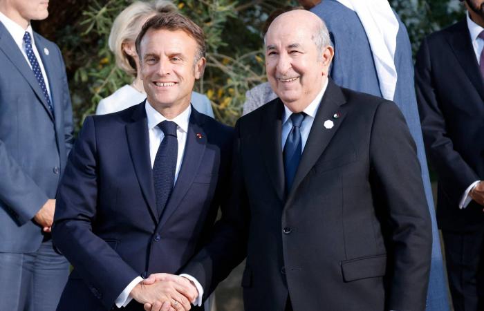 البرلمان
      الجزائري
      يقر
      قانون
      «تجريم
      الاستعمار
      الفرنسي»
      المعدَّل