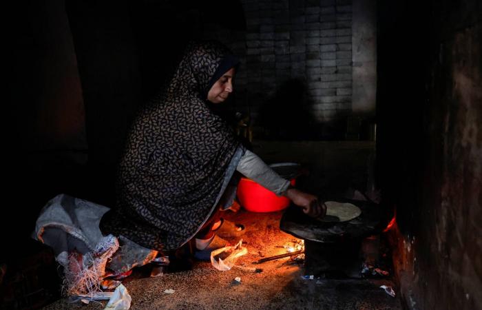 تفاقم
      أزمة
      الخبز
      في
      غزة...
      واتهامات
      لإسرائيل
      بـ«هندسة
      التجويع»