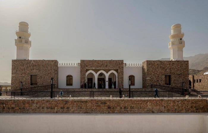 من
      هن
      نساء
      «تايتانيك»
      المنسيات؟