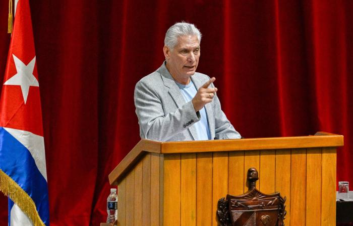 كوستاريكا
      تبدأ
      استقبال
      مهاجرين
      مرحَّلين
      بموجب
      اتفاقية
      مع
      أميركا