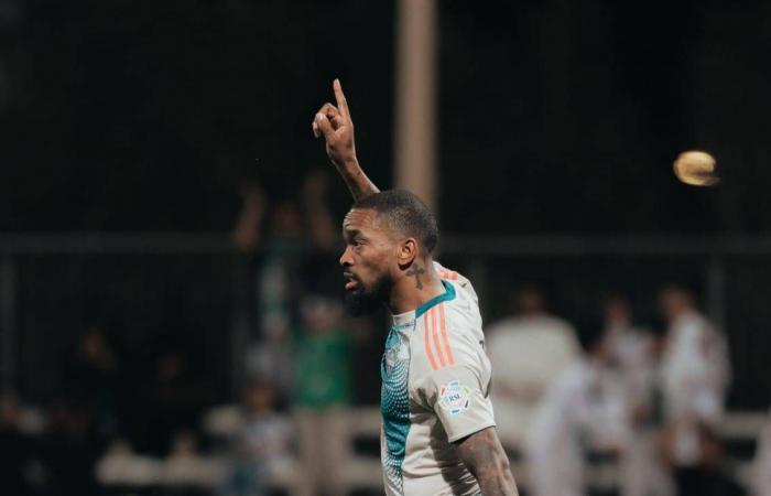 100
      ألف
      لاعب
      يتنافسون
      للمشاركة
      في
      كأس
      المنتخبات
      للرياضات
      الإلكترونية