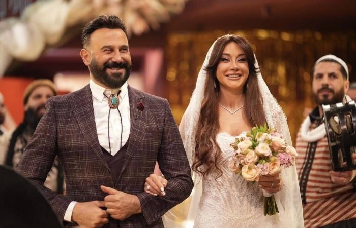 النسر
      الذهبي
      يحلق
      في
      سماء
      إنجلترا
      بعد
      غياب
      قرن
      ونصف