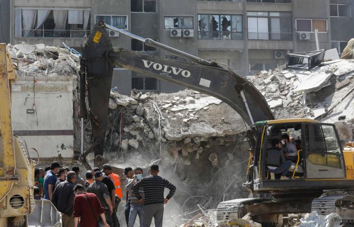 إعلام
      عبري:
      لماذا
      على
      إسرائيل
      إعادة
      النظر
      في
      نهجها
      تجاه
      سوريا
      بعد
      حرب
      إيران؟