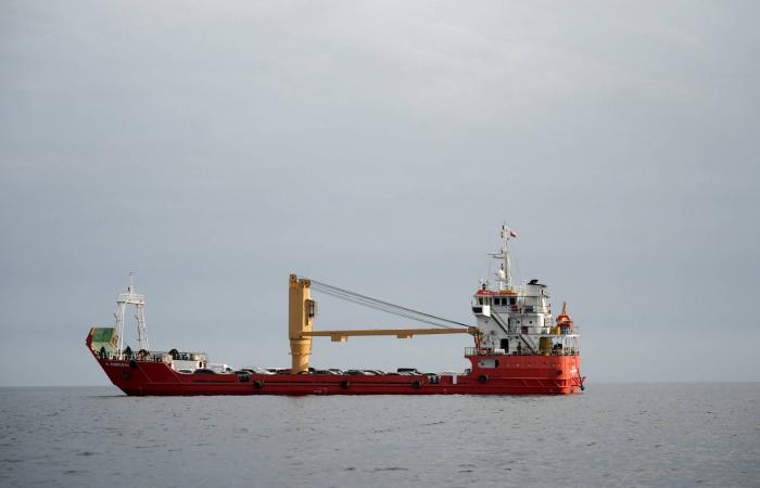 أسواق
      آسيا
      تترنح:
      انهيار
      تاريخي
      للعملات
      وتصاعد
      نذر
      «حصار
      هرمز»