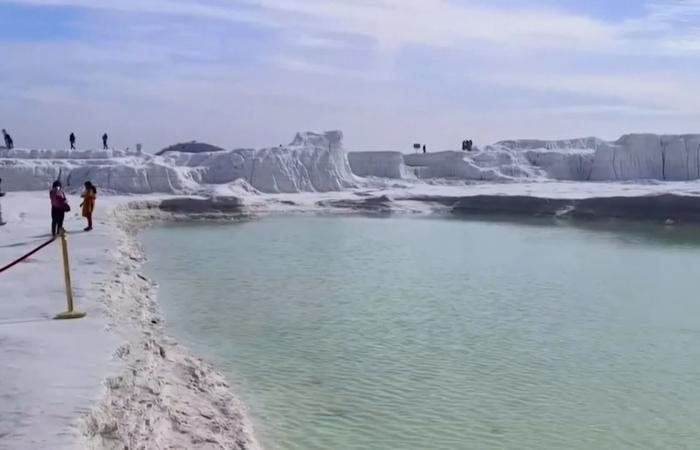 شاهد.. مكب نفايات خطرة يتحول إلى وجهة سياحية شهيرة في الهند