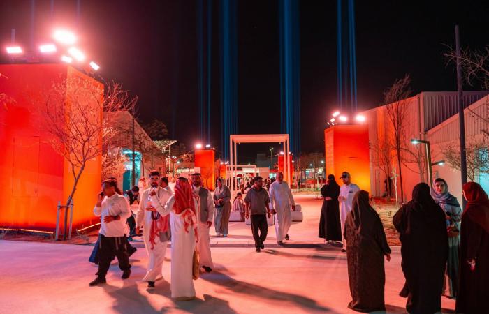 السعودية
      في
      اليوم
      العالمي
      للفن:
      تحولات
      إبداعية
      وجسر
      ثقافي
      عابر
      للحدود