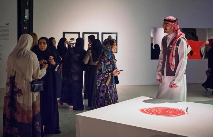 «شم
      النسيم»...
      مصريون
      يستعيدون
      طقوساً
      قديمة
      احتفاءً
      بالربيع