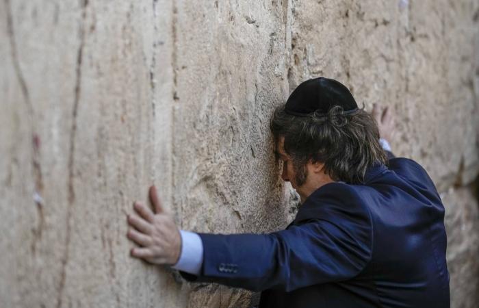 منظمة
      إسرائيلية
      تقيم
      دعوى
      أمام
      «الجنائية
      الدولية»
      ضد
      رئيس
      الوزراء
      الإسباني