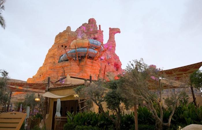 «أكواريبيا»
      في
      القدية...
      وجهة
      مائية
      سعودية
      تعيد
      تعريف
      الترفيه
      بمعايير
      عالمية