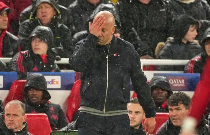 دورة
      ميونيخ:
      شيلتون
      يجتاز
      عقبة
      بلوكس
      ويبلغ
      ربع
      النهائي