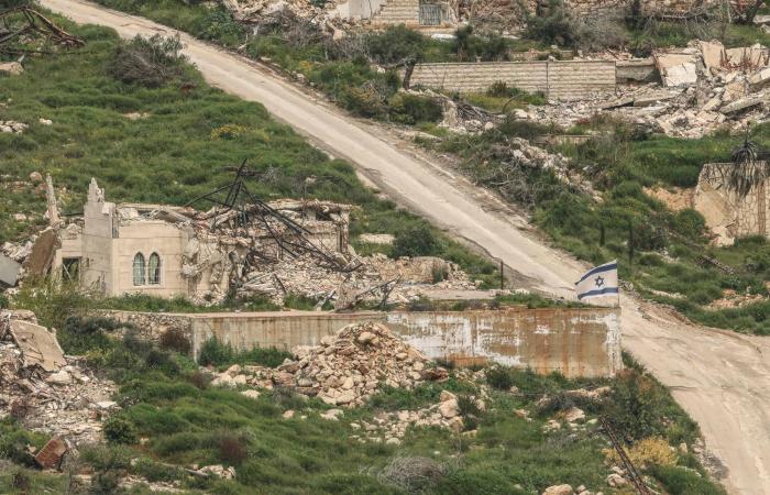 «حزب
      الله»
      يواجه
      تفاوض
      لبنان
      مع
      إسرائيل
      بتصعيد
      سياسي
      وعسكري