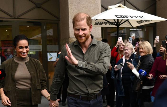 دون
      انتقاد
      والده…
      الأمير
      هاري
      يؤكد
      رغبته
      في
      أن
      يكون
      أباً
      أفضل