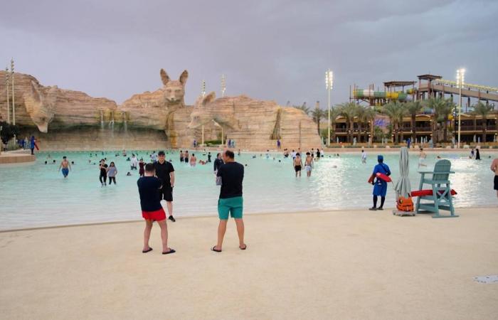 «أكواريبيا»
      في
      القدية...
      وجهة
      مائية
      سعودية
      تعيد
      تعريف
      الترفيه
      بمعايير
      عالمية