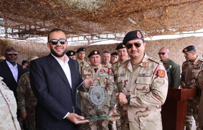 انقسام
      مسلحي
      غرب
      ليبيا
      حيال
      «مبادرة
      بولس»
      لتوحيد
      الجيش
      والحكومة