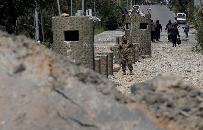 اشتباكات
      متواصلة
      في
      بنت
      جبيل
      وفصل
      جنوب
      لبنان
      بتدمير
      «جسر
      القاسمية»