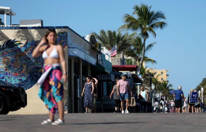 ما سبب تراجع السياحة في "كيبيك الصغيرة" بفلوريدا الأمريكية؟