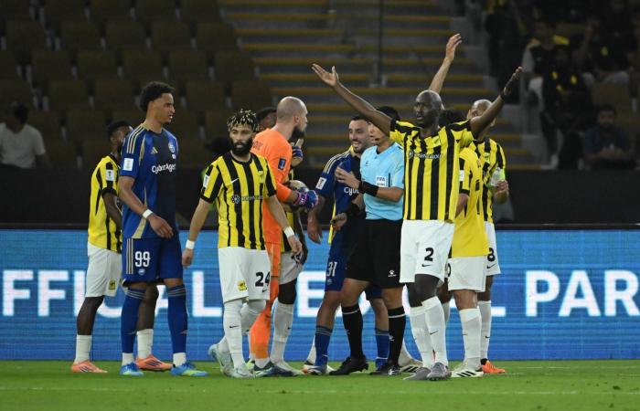 «ماتشيدا»
      الياباني
      يصعق
      «الاتحاد»
      ويُقصيه
      من
      «ربع
      نهائي
      النخبة
      الآسيوية»