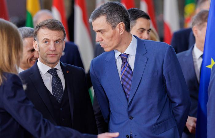 واشنطن
      توافق
      على
      بيع
      معدات
      عسكرية
      إلى
      ألمانيا
      بقيمة
      11.9 مليار
      دولار