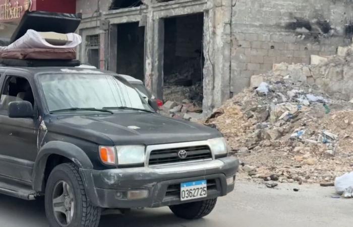 شاهد.. سكان النبطية في جنوب لبنان يعودون إلى منازلهم مع دخول وقف إطلاق النار حيز التنفيذ