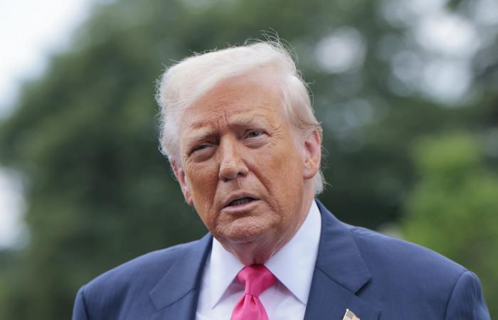 ترامب: سننشر "قريباً جداً جداً" ملفات "مهمة للغاية" حول الأجسام الطائرة المجهولة