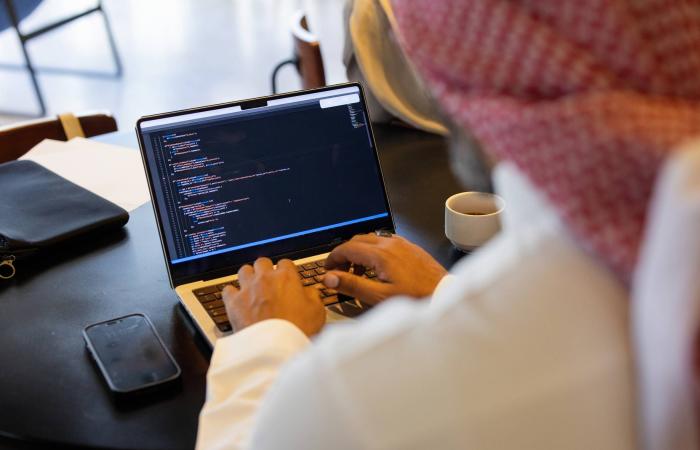 «سيسكو»
      لـ«الشرق
      الأوسط»:
      الذكاء
      الاصطناعي
      يعزز
      قيمة
      الشبكات
      اللاسلكية
      في
      السعودية
      رغم
      التعقيد