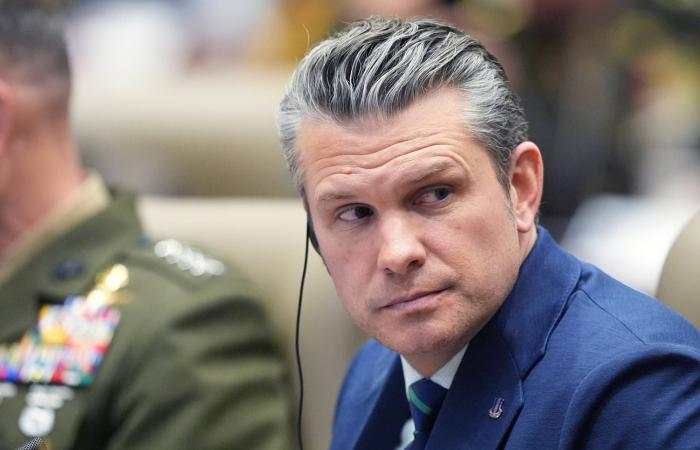 تقارير
      عن
      «اختفاء»
      علماء
      نوويين
      أميركيين..
      وترمب:
      «أمر
      بالغ
      الخطورة»