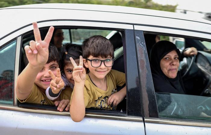 إسرائيل
      تمعن
      بخرق
      الهدنة
      وتدمير
      وإحراق
      القرى
      اللبنانية
      المحتلّة