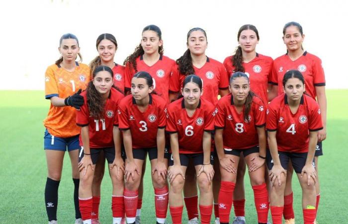 فيتوريا:
      التفاصيل
      الصغيرة
      أسقطتنا
      أمام
      النصر