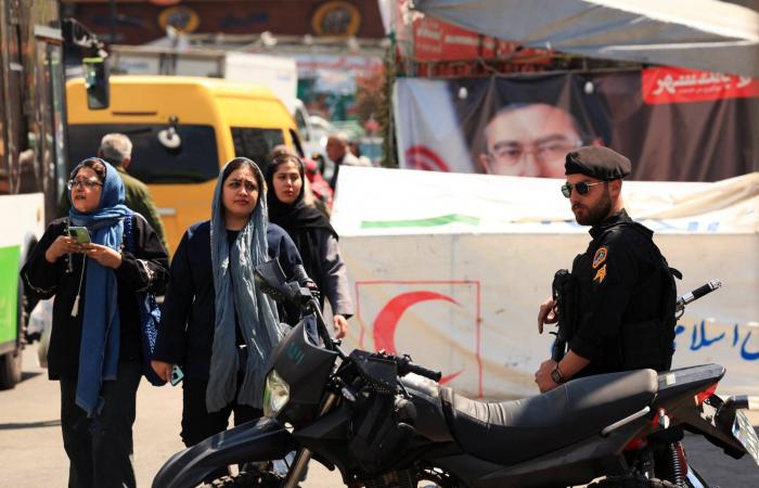 السلطات
      الأميركية
      توقف
      إيرانية
      بتهمة
      تهريب
      أسلحة
      إلى
      السودان
      لصالح
      طهران