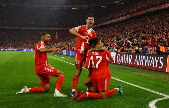 الدوري
      الألماني:
      بايرن
      يحسم
      اللقب
      الـ35
      في
      تاريخه
      قبل
      4
      مراحل