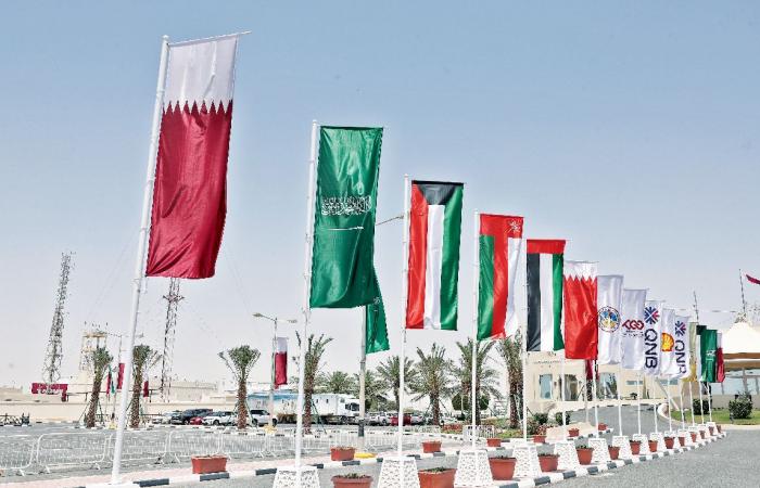 انطلاقة قوية لمهرجان سمو الأمير للهجن على ميدان الشحانية