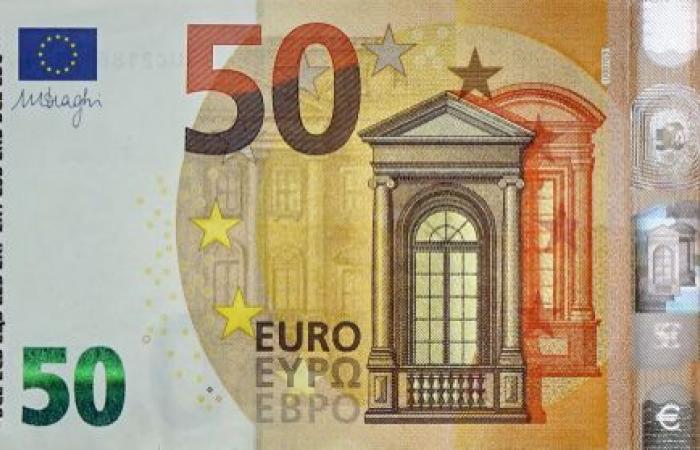 تصنيف
      2026
      يكشف
      أجمل
      عملات
      العالم..
      فأين
      جاءت
      العملة
      الكندية؟