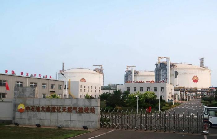 النفط
      يرتفع
      5
      %
      مع
      تجدد
      التوتر
      بين
      الولايات
      المتحدة
      وإيران