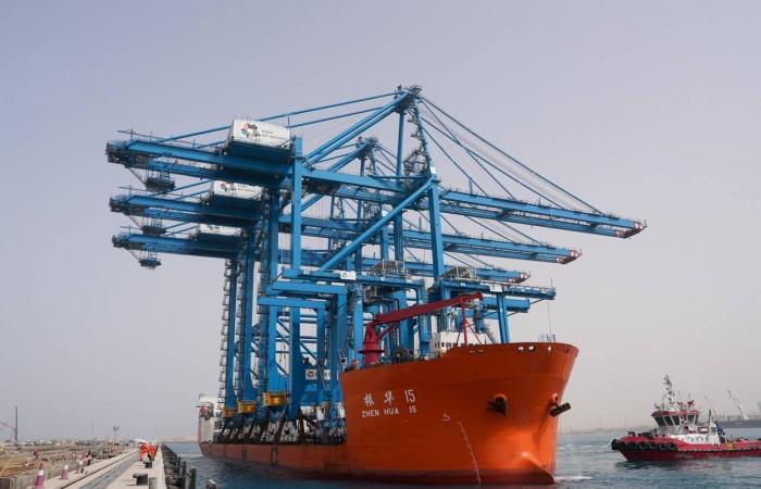 إعفاء
      أميركي
      يُبقي
      مبيعات
      النفط
      الروسي
      إلى
      الهند
      قرب
      مستويات
      قياسية