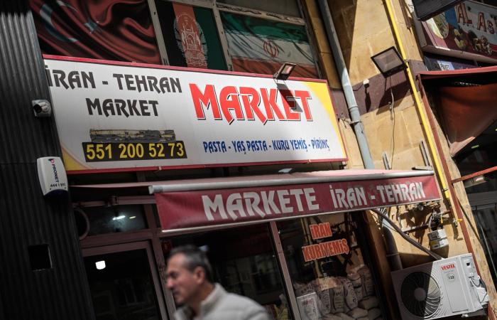 الحرب
      قد
      تدفع
      الإيرانيين
      في
      تركيا
      للعودة
      إلى
      بلادهم