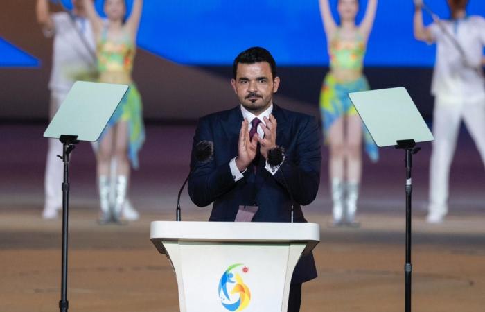 سعادة الشيخ جوعان بن حمد آل ثاني، رئيس المجلس الأولمبي الآسيوي ورئيس اللجنة الأولمبية القطرية يحضر حفل افتتاح دورة الألعاب الآسيوية الشاطئية سانيا 2026