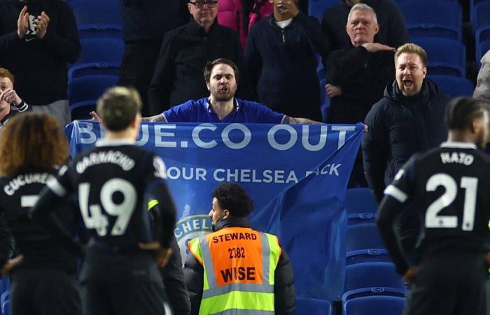 أتلتيكو
      مدريد
      يسقط
      أمام
      إلتشي
      ويخسر
      مباراته
      الرابعة
      على
      التوالي