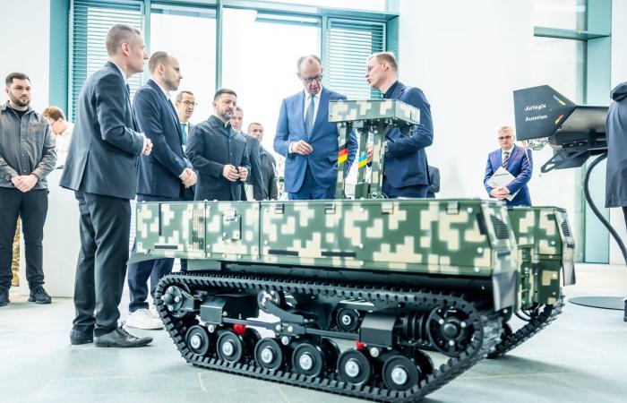 5
      جرحى
      في
      حالة
      حرجة
      جراء
      اصطدام
      قطارين
      بالدنمارك