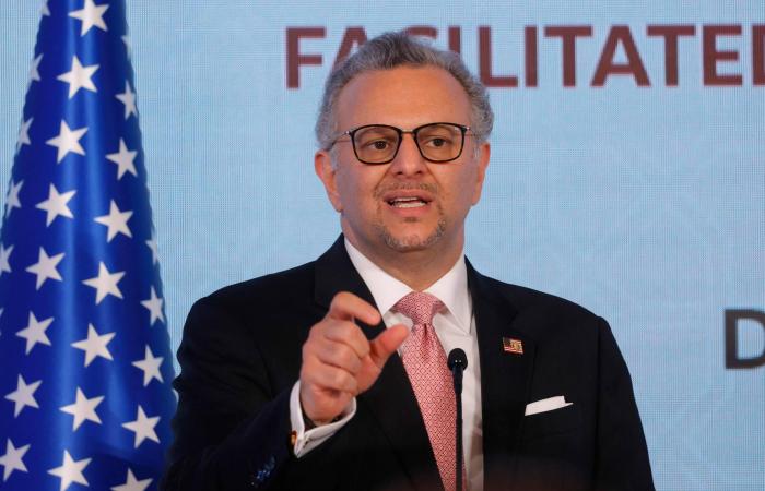 مأزق
      «البديل
      الوطني»
      في
      ليبيا
      يلاحق
      رافضي
      «الحلول
      الخارجية»