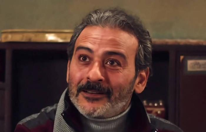 أحمد
      عزمي:
      تجاوزت
      «الفترة
      الضبابية»
      بدعم
      يحيى
      الفخراني
      ووحيد
      حامد