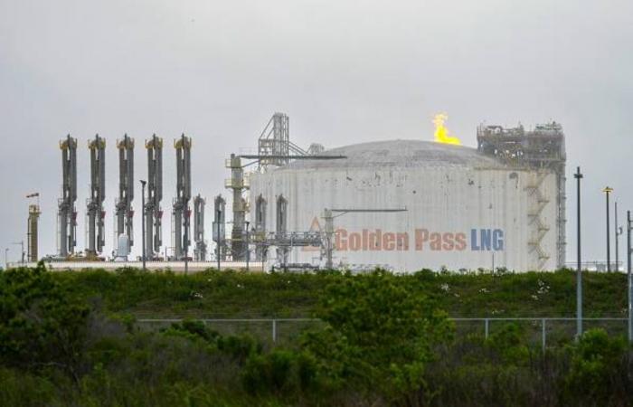 قطر للطاقة تصدر أول شحنة من الغاز الطبيعي المسال ضمن مشروع "غولدن باس"في تكساس