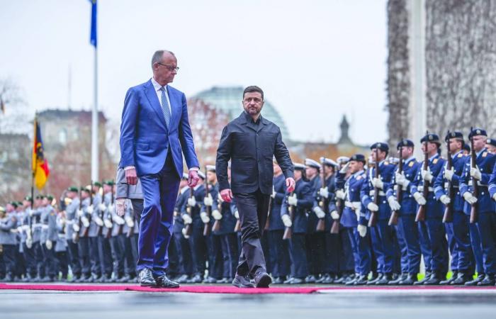 حرب
      إيران
      و«استعصاء»
      أوكرانيا...
      الكرملين
      يواجه
      مخاطر
      جديدة