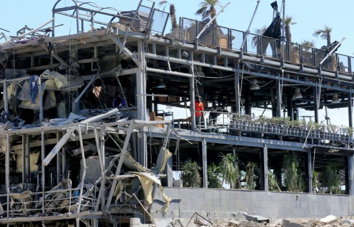 إعلام رسمي لبناني: الجيش الإسرائيلي "يحرق" منازل بالجنوب