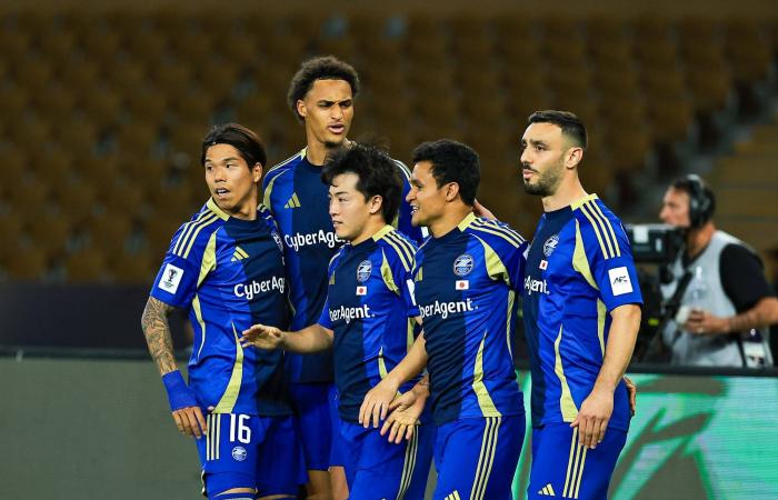 الدوري
      السعودي:
      التعاون
      يقترب
      من
      «الآسيوية»
      بثنائية
      في
      النجمة