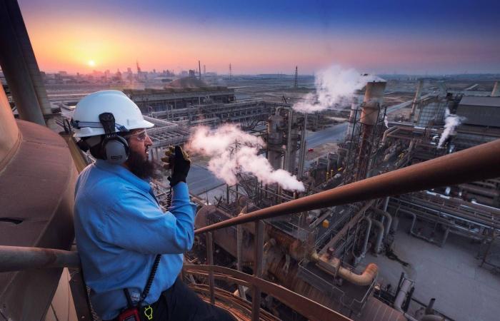 سوريا
      تعلن
      إنشاء
      سوق
      دمشق
      للعملات
      الأجنبية
      والذهب
      لتعزيز
      الاستقرار
      المالي