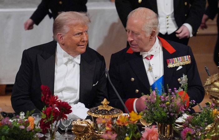 روسيا
      تحذر
      الدول
      الأوروبية
      من
      نشر
      قاذفات
      قنابل
      نووية
      فرنسية