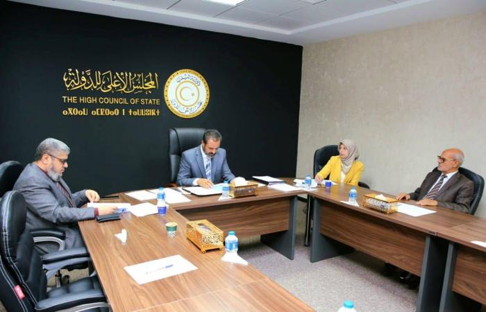 إحاطة
      تيتيه
      لـ«مجلس
      الأمن»
      تفرق
      أطراف
      الأزمة
      الليبية