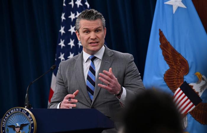 وزير الدفاع الأمريكي يتحدث عن تطورات حصار الموانئ الإيرانية ويهاجم الأوروبيين